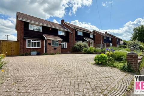 Canterbury Road, Etchinghill... 3 bed semi