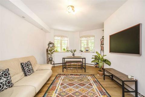 Boundary Street, London E2 2 bed flat for sale