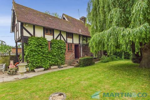 Postern Bridge Cottages, Tonbridge TN11 2 bed semi