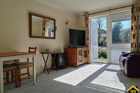 Homestream House, Horsham, West... 1 bed flat for sale