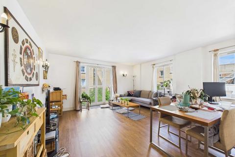 Cornell Building, London 2 bed apartment for sale