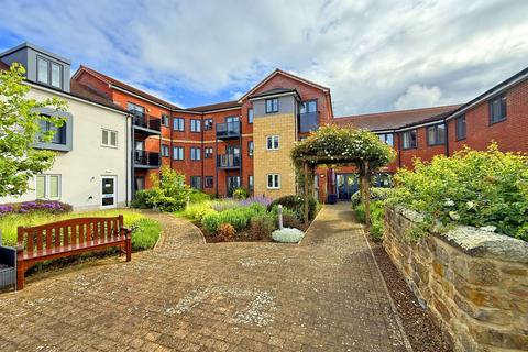 Newby Farm Road, Scarborough YO12 1 bed ground floor flat for sale