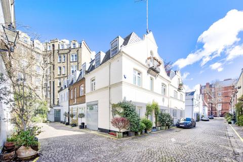 Hesper Mews, South Kensington... 3 bed house for sale