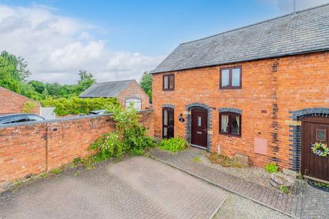 Donnett Mews, Whittington 3 bed barn conversion for sale