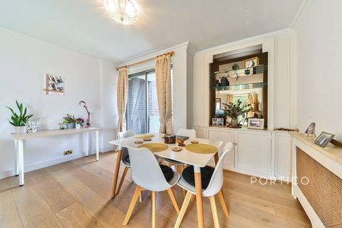 Valiant House, Battersea, London 1 bed apartment for sale