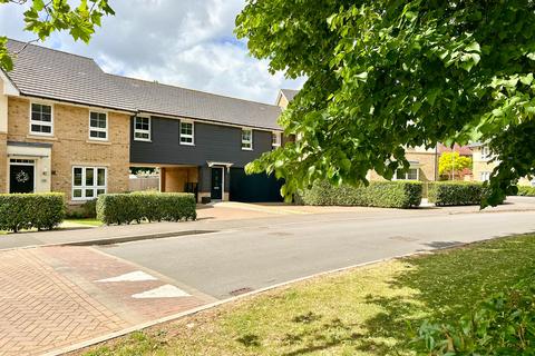 St Ives PE27 2 bed coach house for sale