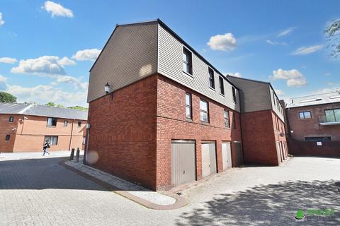 Exeter EX2 2 bed apartment for sale