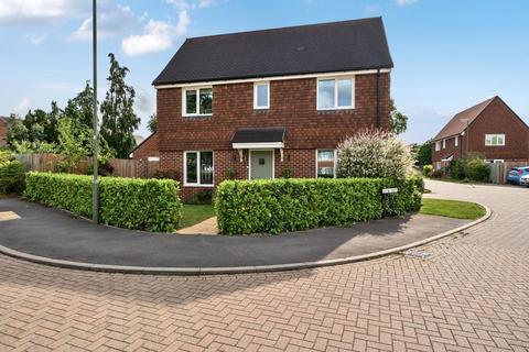 West End,  Surrey,  GU24 3 bed detached house for sale