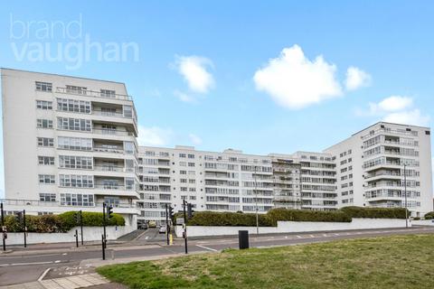 Marine Gate, Marine Drive, Brighton... 2 bed flat for sale