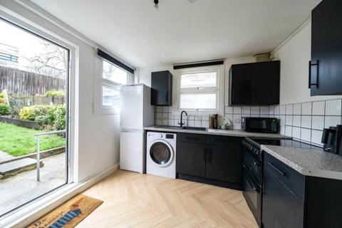St. Donatts Road, London 1 bed apartment for sale
