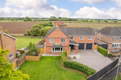 High Street, Ingoldmells PE25 5 bed detached house for sale