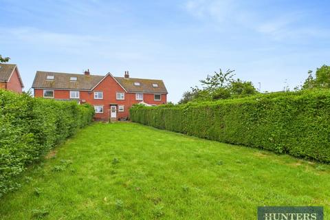 Meadow View, Gristhorpe, Filey 3 bed terraced house for sale