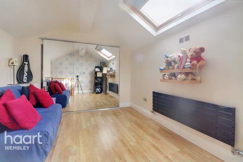 Sudbury 5 bed townhouse for sale