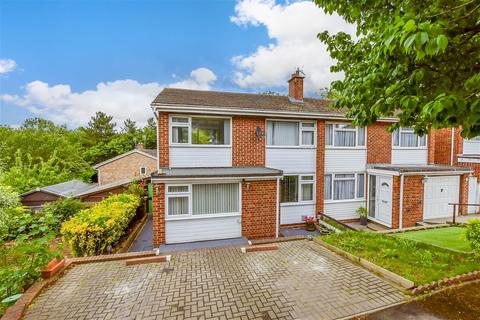 Clewson Rise, Penenden Heath... 3 bed semi