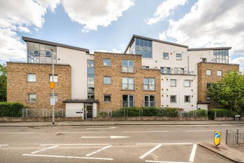 Lamberts Road, Surbiton KT5 1 bed flat for sale
