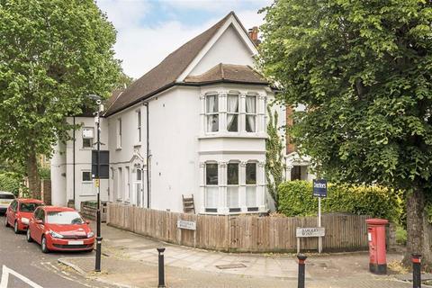 Bargery Road, London SE6 2 bed flat for sale