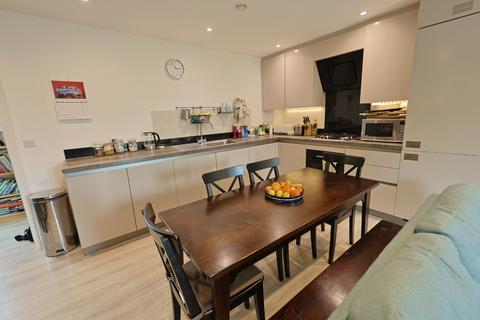 La Reve Apartments, 19 High Street... 3 bed apartment for sale