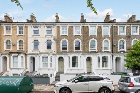 Landor Road, Brixton, London, SW9 3 bed flat for sale