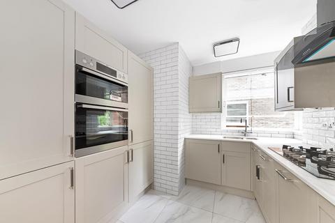 Lymer Avenue, Crystal Palace, London... 2 bed flat for sale