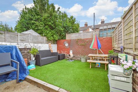 Sutherland Road, Southsea PO4 2 bed terraced house for sale