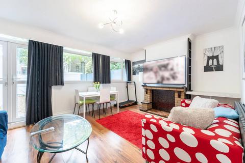 Misterton Court, Battersea Square... 3 bed maisonette for sale