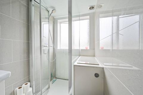 Romney Court, Shepherd's Bush... Studio for sale