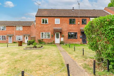 Woodland Close, Thetford IP24 3 bed semi