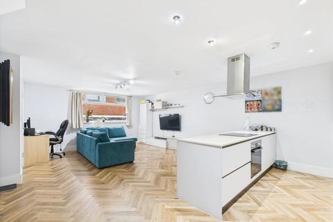 Field End Road, Ruislip, HA4 2 bed end of terrace house for sale