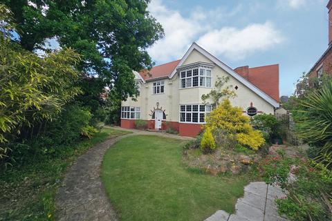 Park Road, Gorleston 5 bed detached house for sale