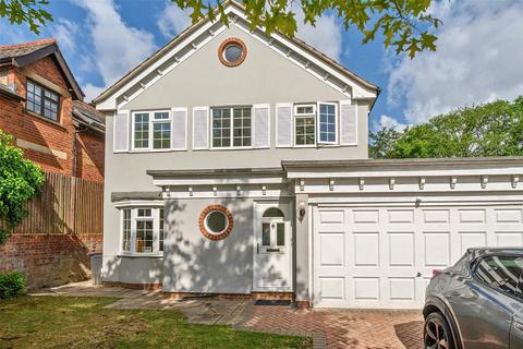 Bullers Wood Drive, Chislehurst 4 bed detached house for sale