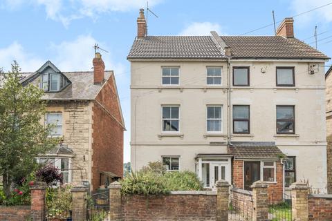 Stratford Road, Gloucestershire GL5 4 bed semi