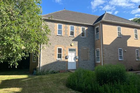 Woodhayes Court Henstridge 1 bed flat for sale