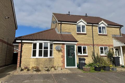 Saunters Close Wincanton 1 bed semi