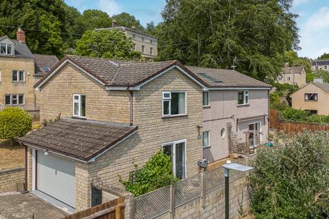 Slad Road, Stroud, Gloucestershire, GL5 4 bed detached house for sale
