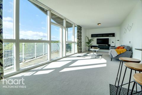 Silbury Boulevard, MILTON KEYNES 2 bed apartment for sale