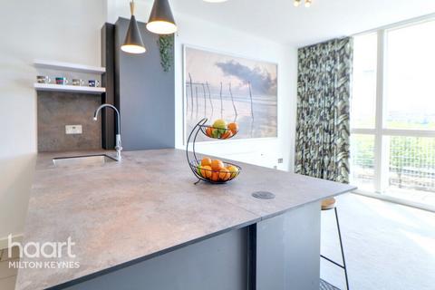 Silbury Boulevard, MILTON KEYNES 2 bed apartment for sale