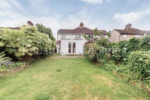 Bransgrove Road, HA8 2 bed house for sale