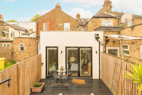 Balfour Road, London W13 1 bed maisonette for sale