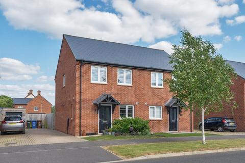 Upper Heyford,  Oxfordshire,  OX25 2 bed semi