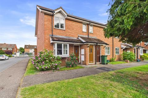 Anxey Way, Aylesbury HP17 1 bed apartment for sale