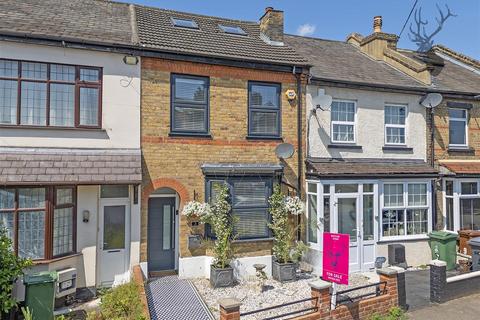 Grove Road, Chingford E4 4 bed house for sale