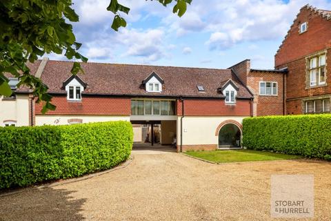 Yarmouth Road, North Walsham NR28 4 bed link detached house for sale