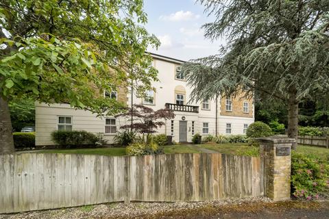 Friendship Way, Bracknell, Berkshire 2 bed apartment for sale