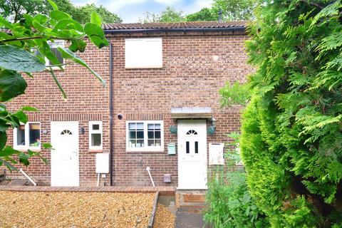 East Grinstead, West Sussex, RH19 2 bed terraced house for sale