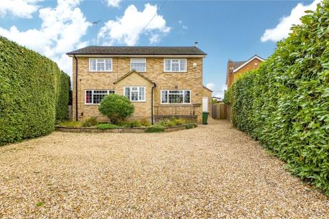 Chestnut Grove, Purley On Thames RG8 4 bed detached house for sale