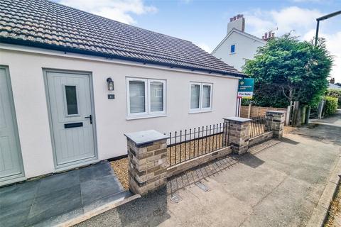 Firacre Road, Guildford GU12 2 bed bungalow for sale