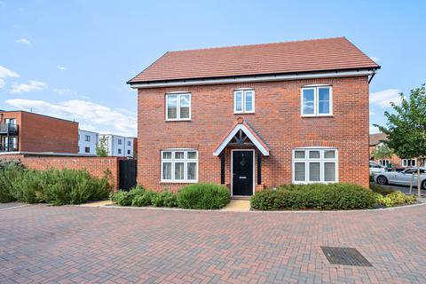 Union Road, Deepcut, Camberley... 3 bed detached house for sale
