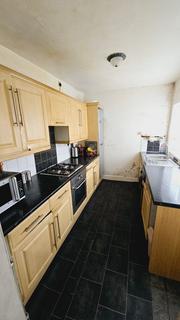 Grays, Essex, RM17 6DW 2 bed terraced house for sale