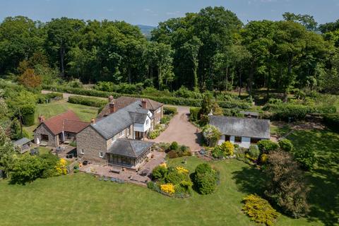 7 bedroom detached house for sale
