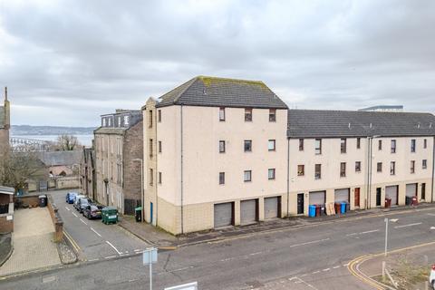 28C, Powrie Place, Dundee, DD1 2PQ 2 bed flat for sale